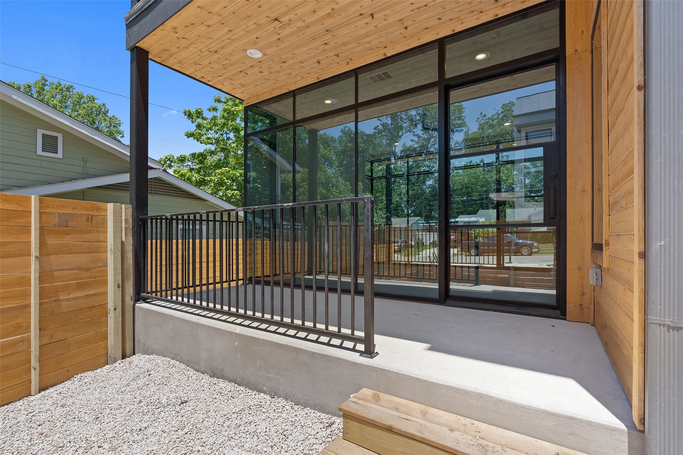 909 Payne Avenue, Unit 1 Austin, TX 78757 - Photo 35 of 38