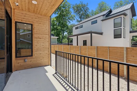 $4,200 | 909 Payne Avenue, Unit 1, Austin, TX 78757