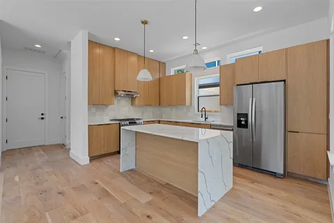 $4,200 | 909 Payne Avenue, Unit 1, Austin, TX 78757