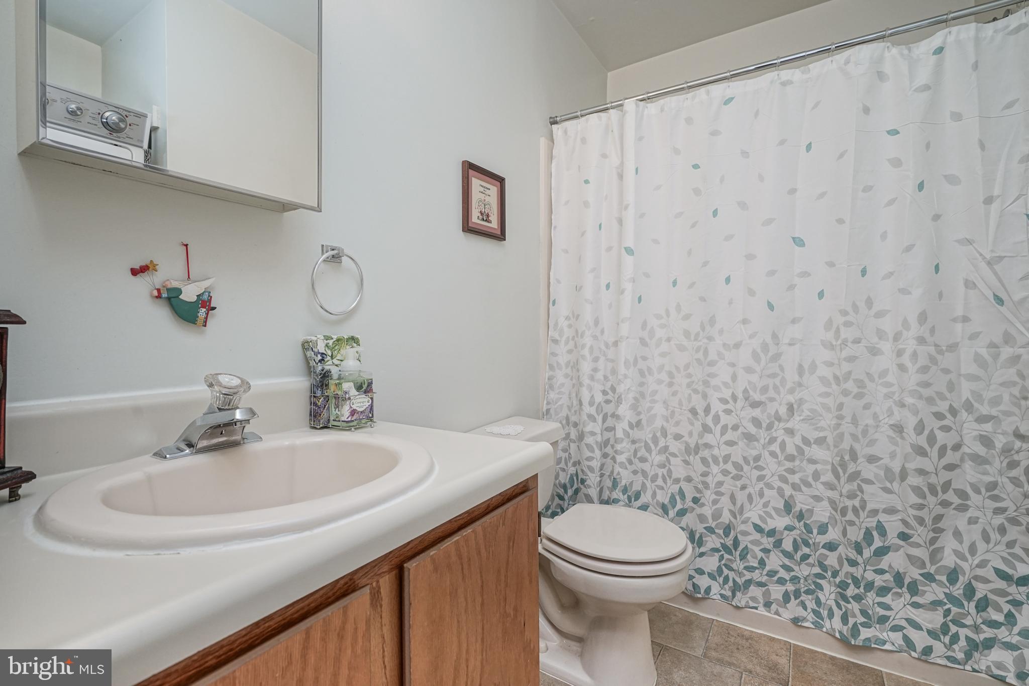 809 Woodchip Road Lumberton, NJ 08048 - Photo 20 of 24 Hall Bathroom