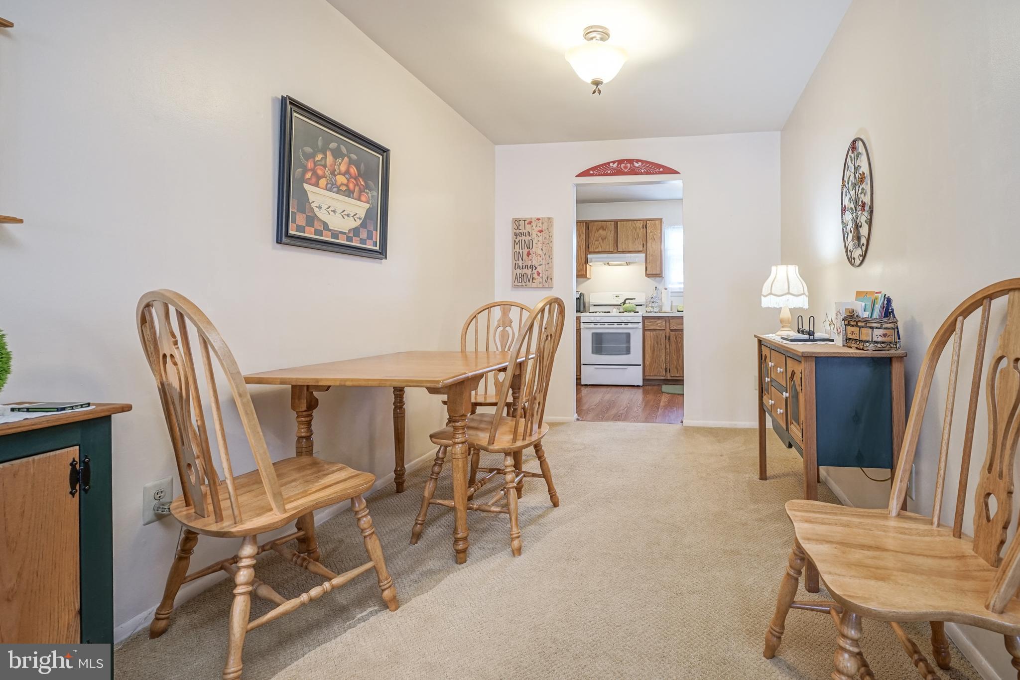 809 Woodchip Road Lumberton, NJ 08048 - Photo 6 of 24 Dining Room