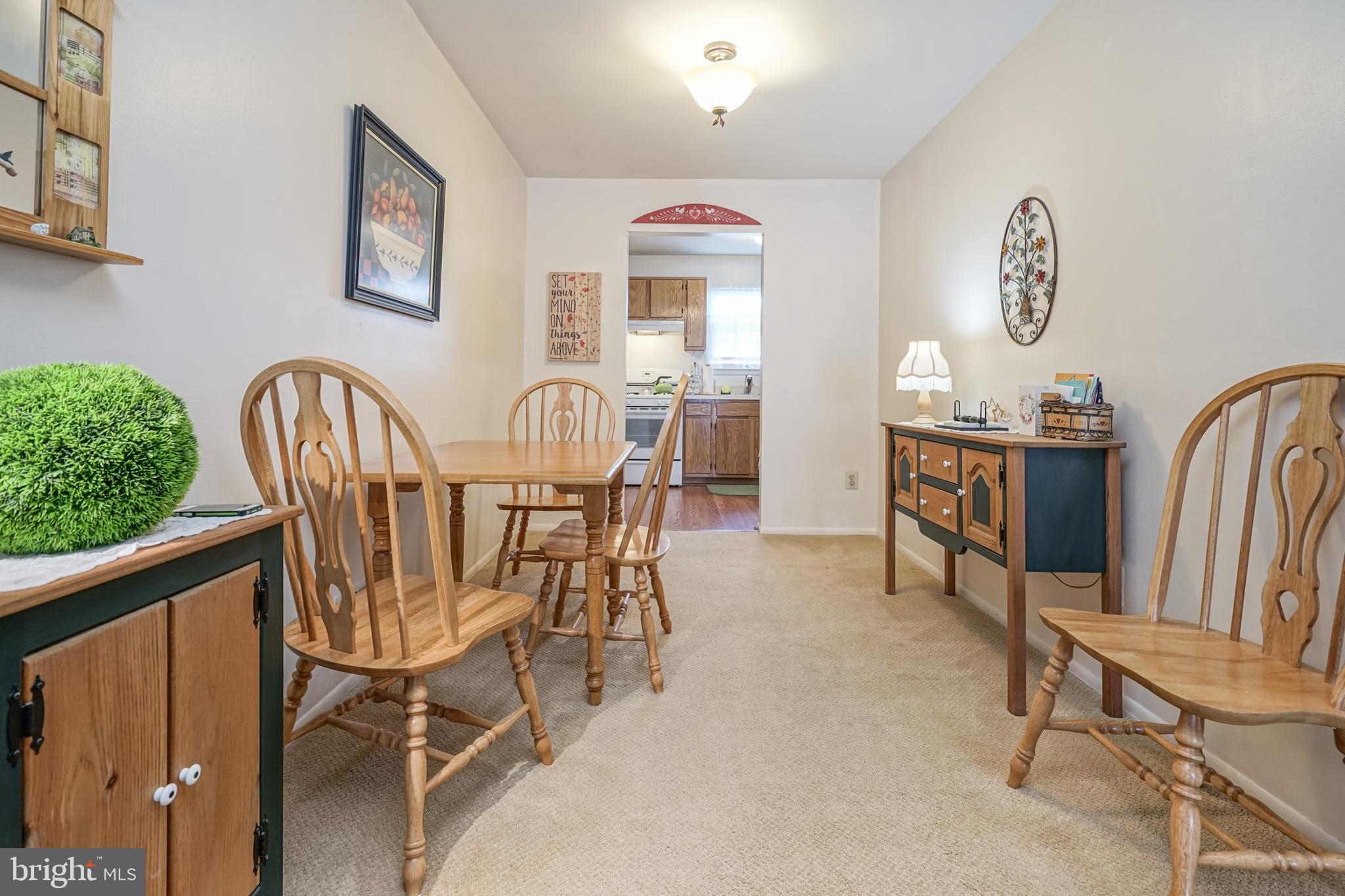 809 Woodchip Road Lumberton, NJ 08048 - Photo 7 of 24 Dining Room
