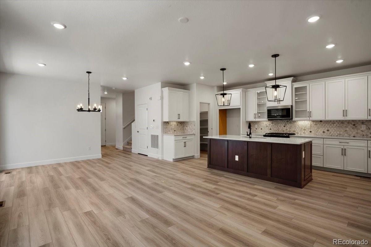 8364 Mount Ouray Road Littleton, CO 80125 - Photo 9 of 40 Gallery Image 9