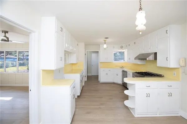 $2,495 | 361 Williamson Place, Corpus Christi, TX 78411