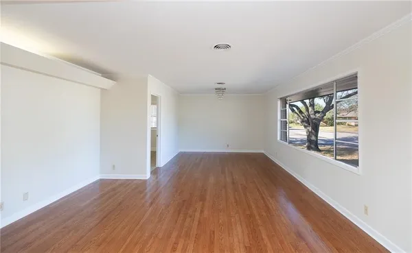 $2,495 | 361 Williamson Place, Corpus Christi, TX 78411