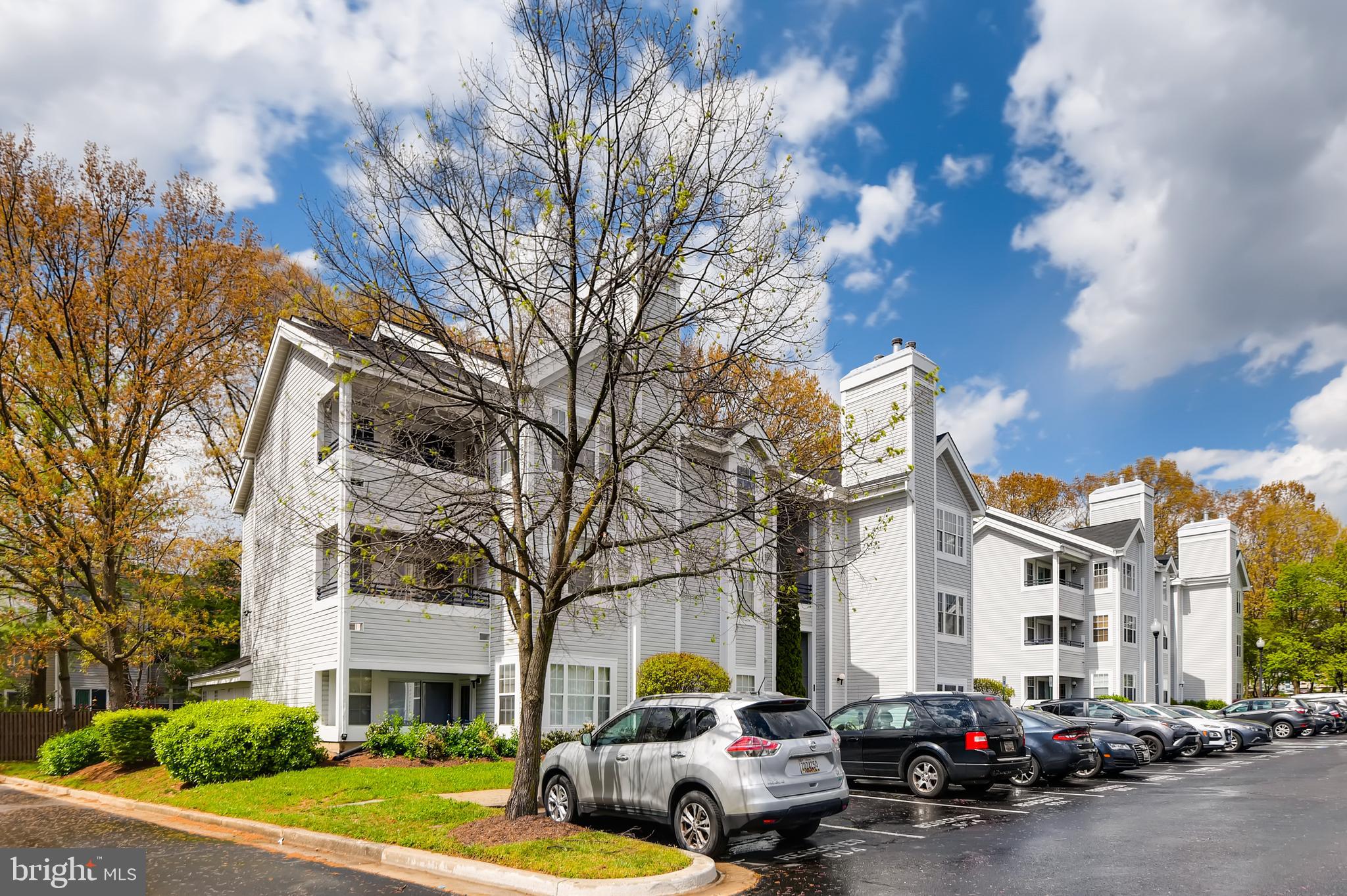 604 Moonglow Road, Unit 302 Odenton, MD 21113 - Photo 3 of 32 Front of building