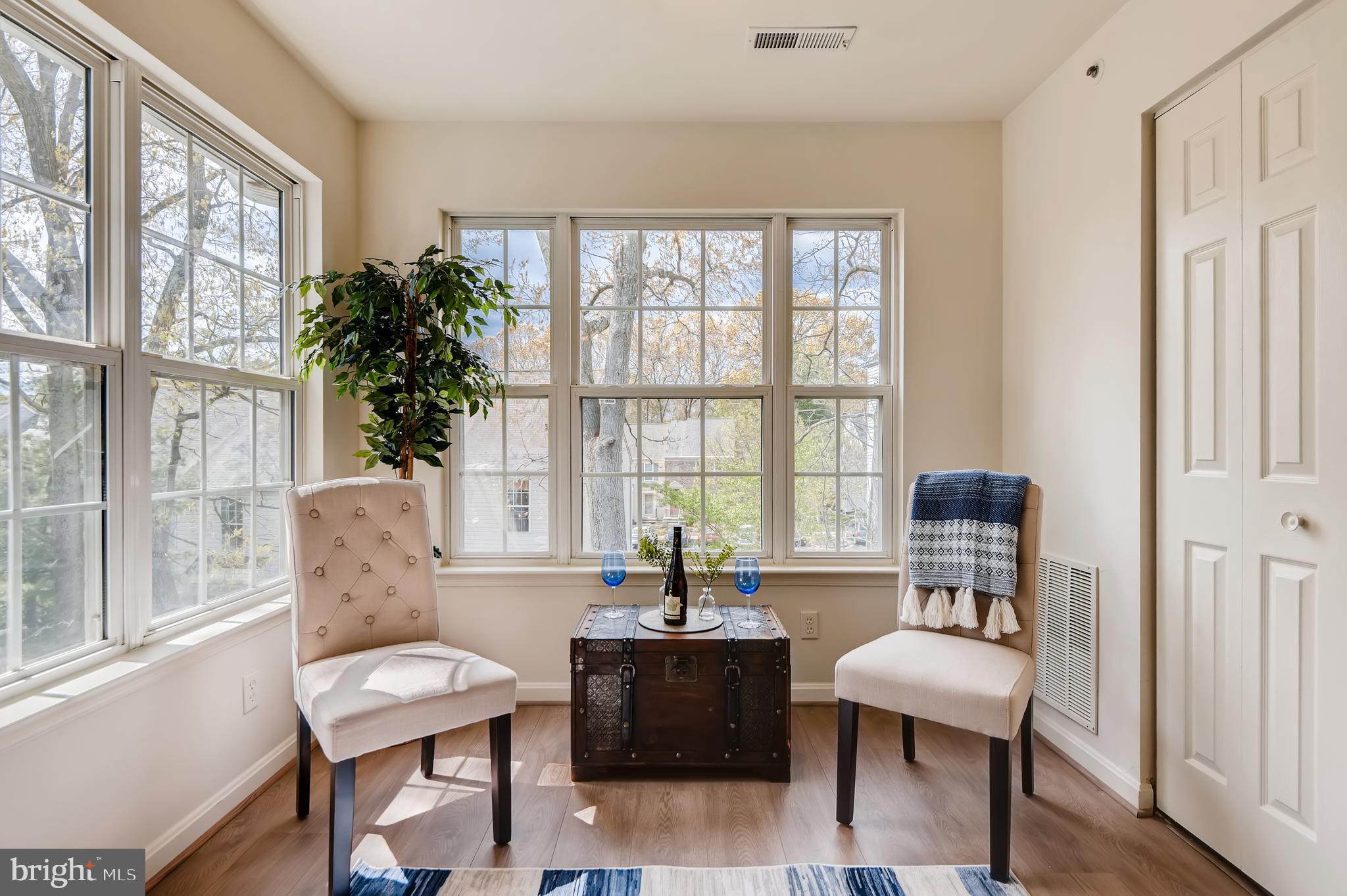 604 Moonglow Road, Unit 302 Odenton, MD 21113 - Photo 7 of 32 Sunroom