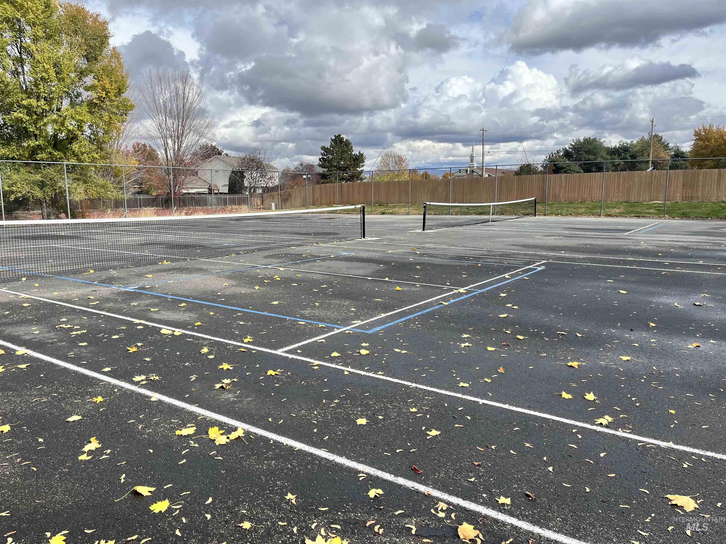 2019 South Locust Grove Road Meridian, ID 83642 - Photo 18 of 20 This lot adjoins the private park of Sportsman Point