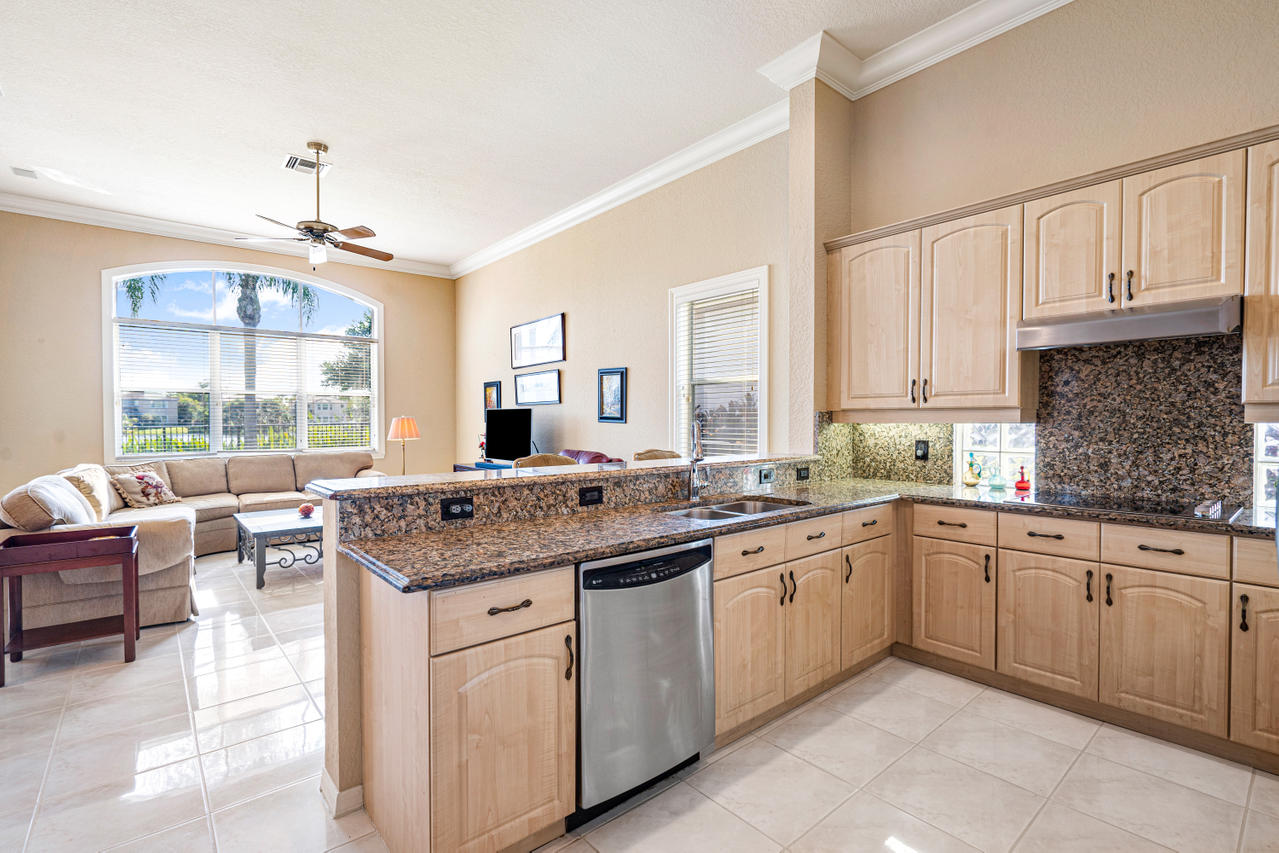 18520 Ocean Mist Drive Boca Raton, FL 33498 - Photo 11 of 42 014-18520OceanMistDrive-BocaRaton-FL-334