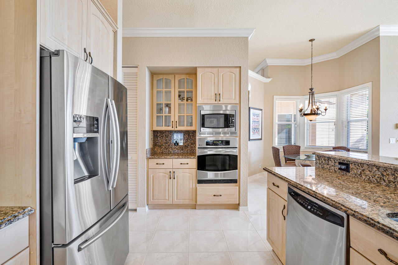 18520 Ocean Mist Drive Boca Raton, FL 33498 - Photo 12 of 42 015-18520OceanMistDrive-BocaRaton-FL-334