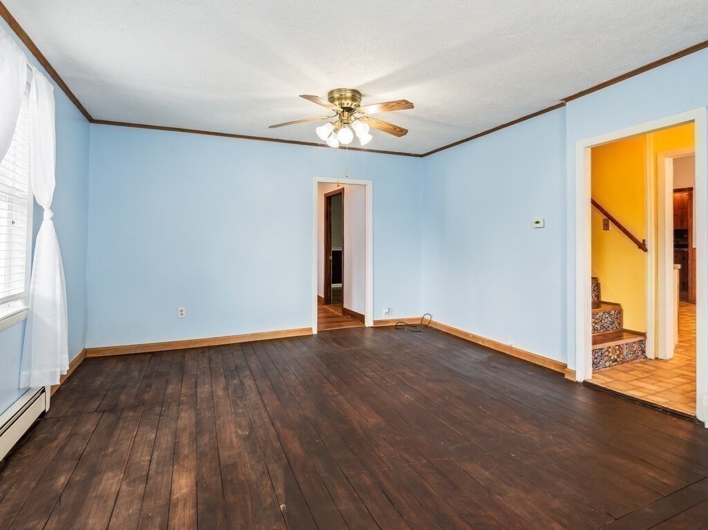 5 Crosby Street Webster, MA 01570 - Photo 4 of 31