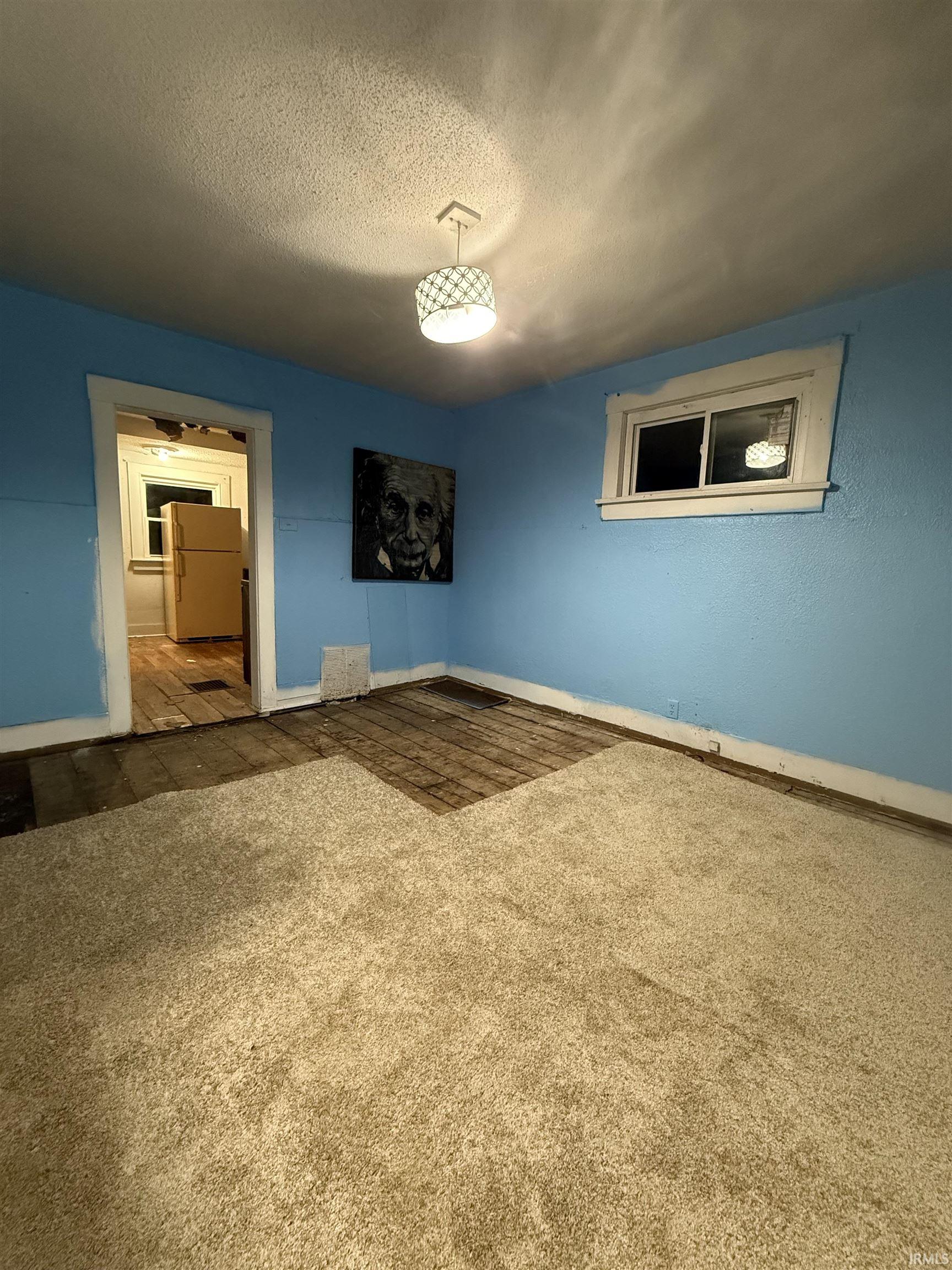 3317 Smith Street Fort Wayne, IN 46806 - Photo 4 of 14