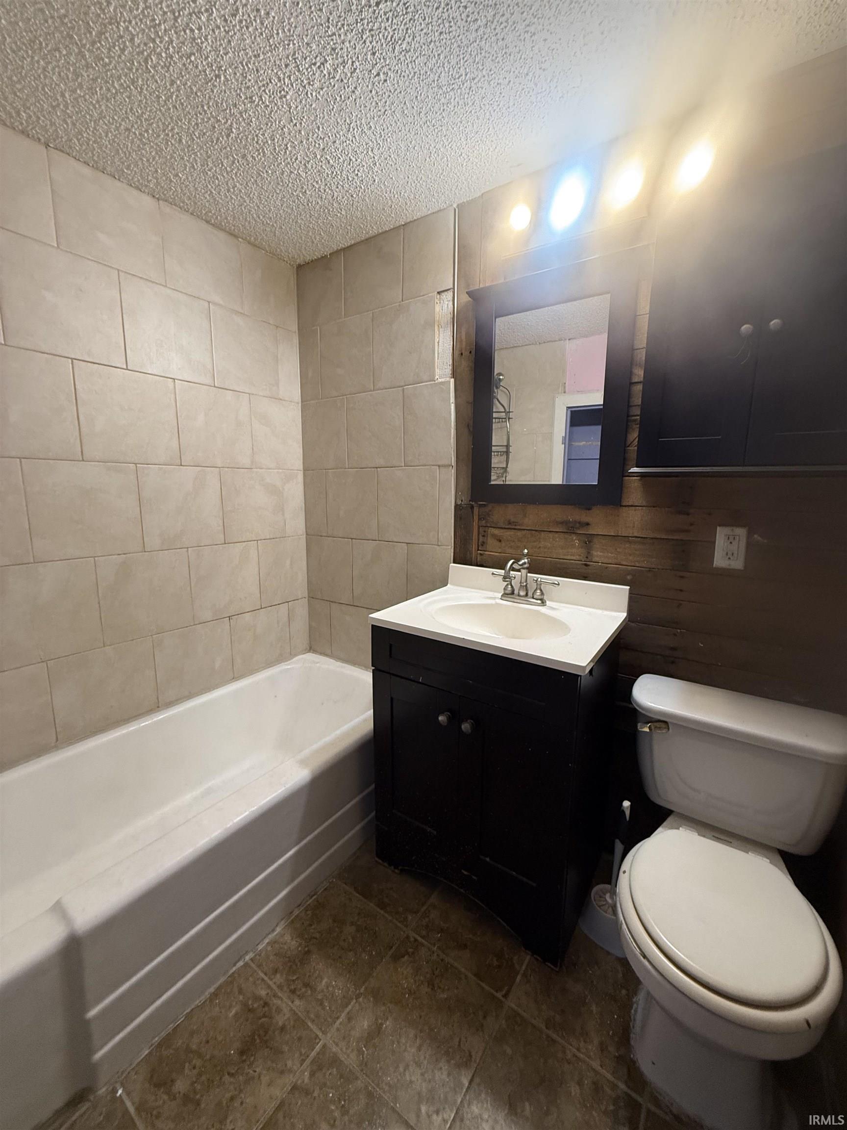 3317 Smith Street Fort Wayne, IN 46806 - Photo 6 of 14