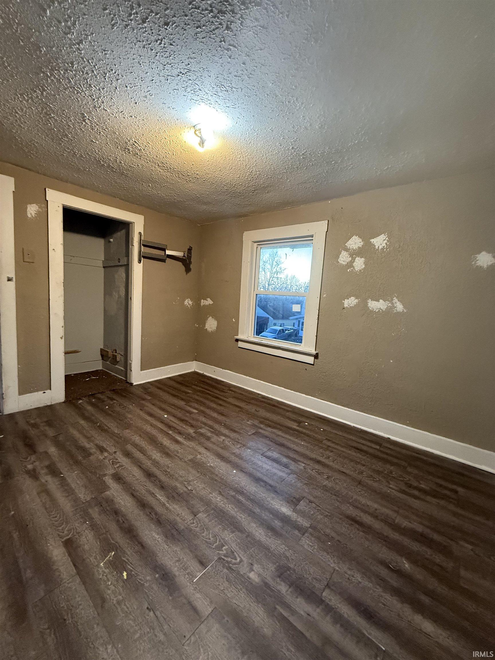 3317 Smith Street Fort Wayne, IN 46806 - Photo 7 of 14