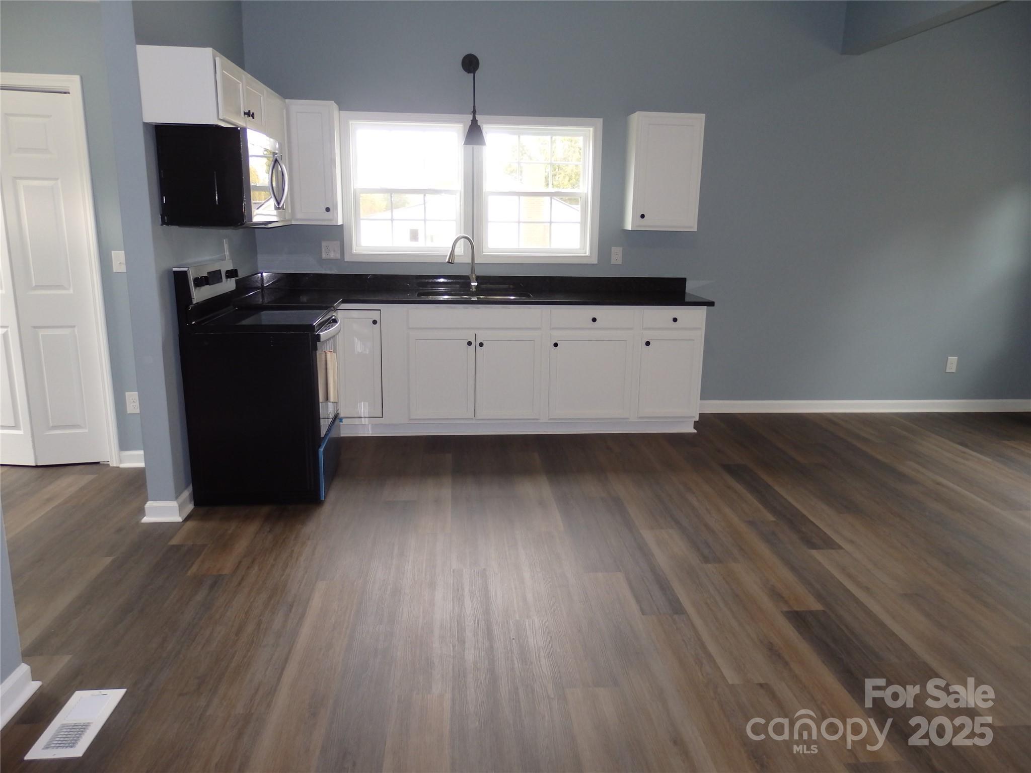 354 Anderson Street Denton, NC 27239 - Photo 11 of 25