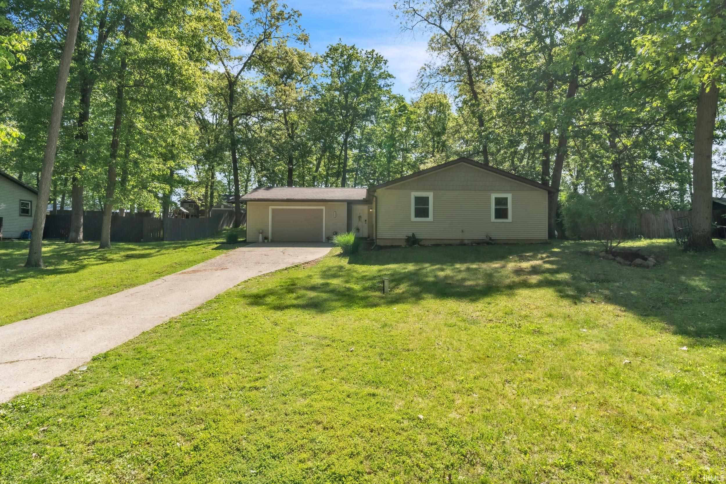 9344 North Oak Shore Drive Rome City, IN 46784 - Photo 2 of 23