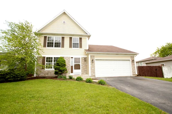 $408,000 | 10 Beaver Creek Court, Bolingbrook, IL 60490