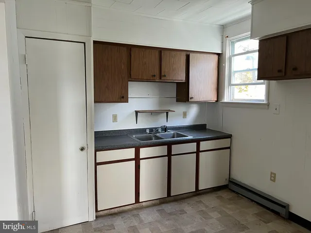 $149,900 | 201 Mt Airy Avenue, Waynesboro, PA 17268