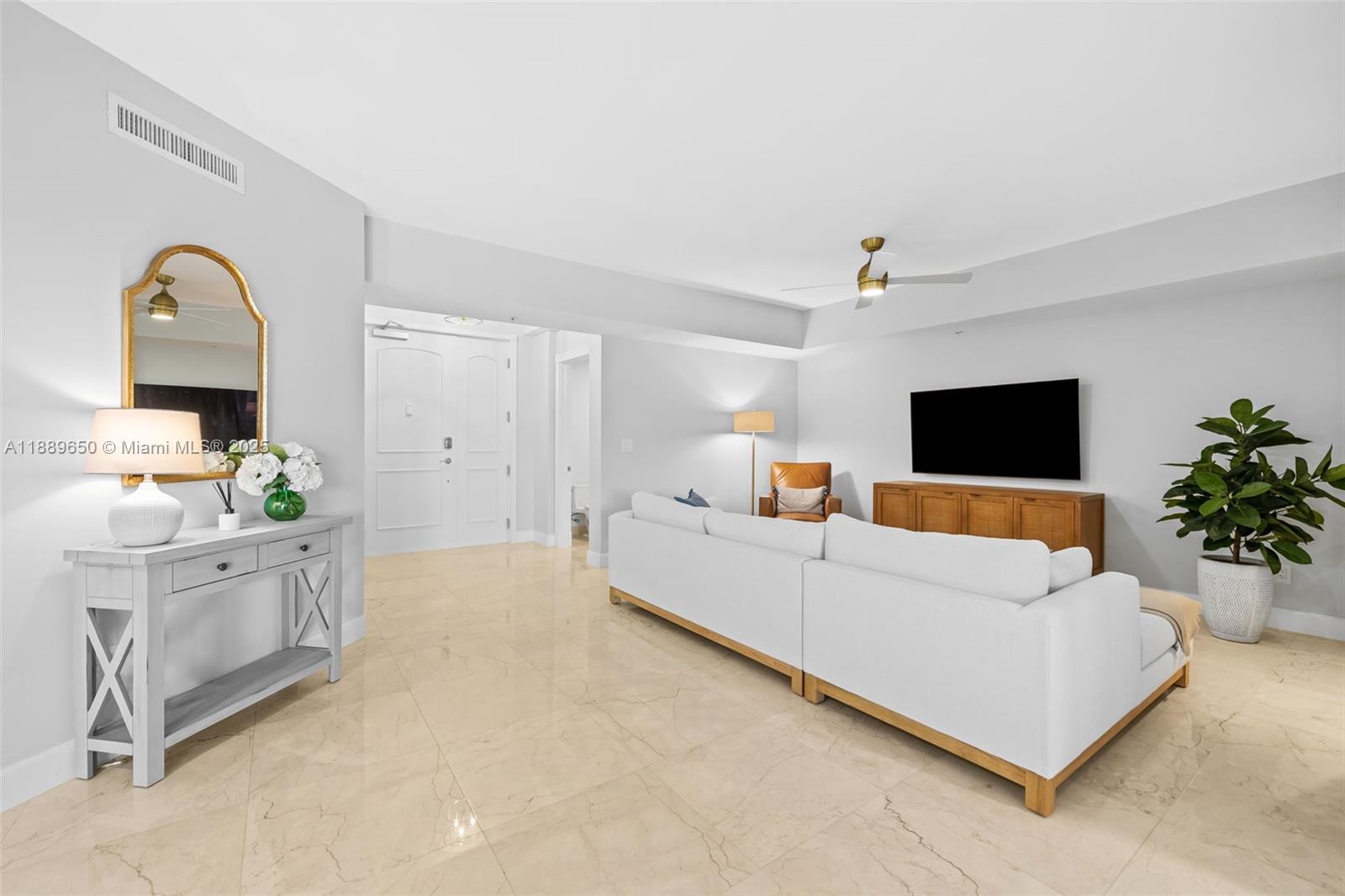 1414 Southeast 12th Street, Unit 1B Fort Lauderdale, FL 33316 - Photo 7 of 34 a living room with furniture