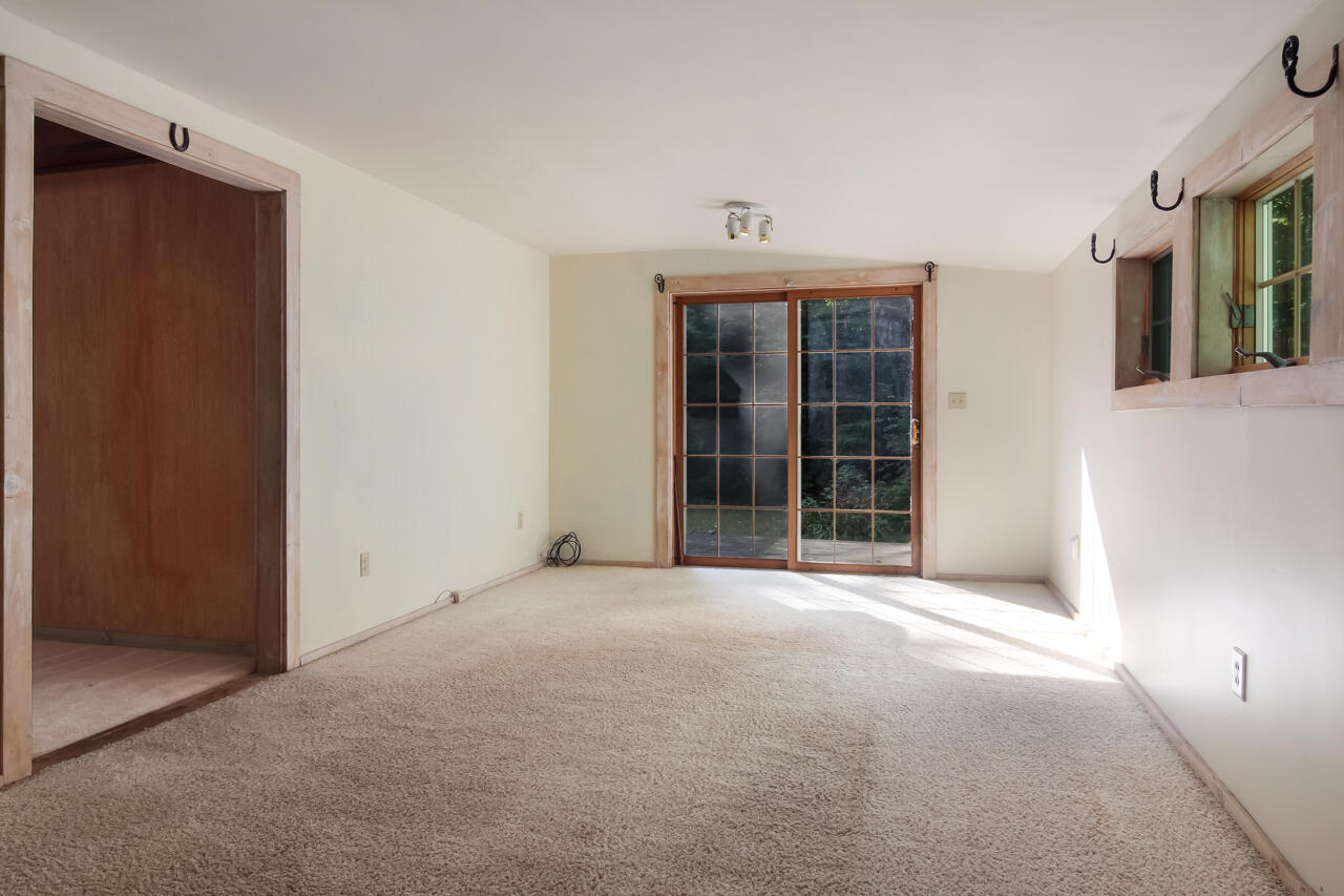 14139 Cinder Road Beulah, MI 49617 - Photo 12 of 43 11-Scene-11