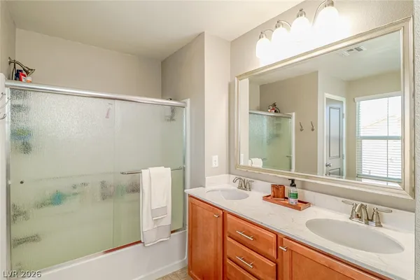 $2,250 | 2388 Via Firenze, Henderson, NV 89044