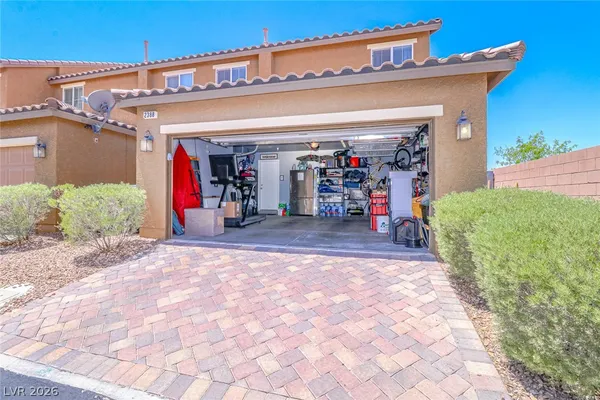 $2,250 | 2388 Via Firenze, Henderson, NV 89044