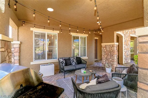 $2,250 | 2388 Via Firenze, Henderson, NV 89044