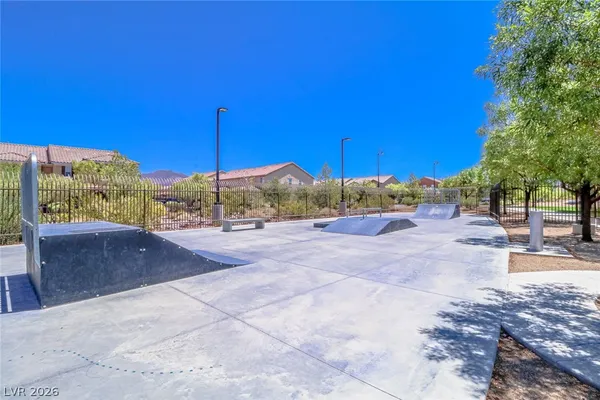 $2,250 | 2388 Via Firenze, Henderson, NV 89044