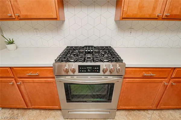 $2,250 | 2388 Via Firenze, Henderson, NV 89044