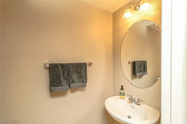 $2,250 | 2388 Via Firenze, Henderson, NV 89044