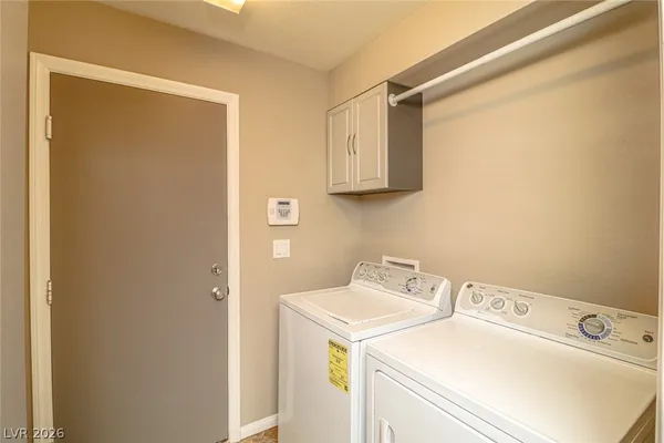 $2,250 | 2388 Via Firenze, Henderson, NV 89044