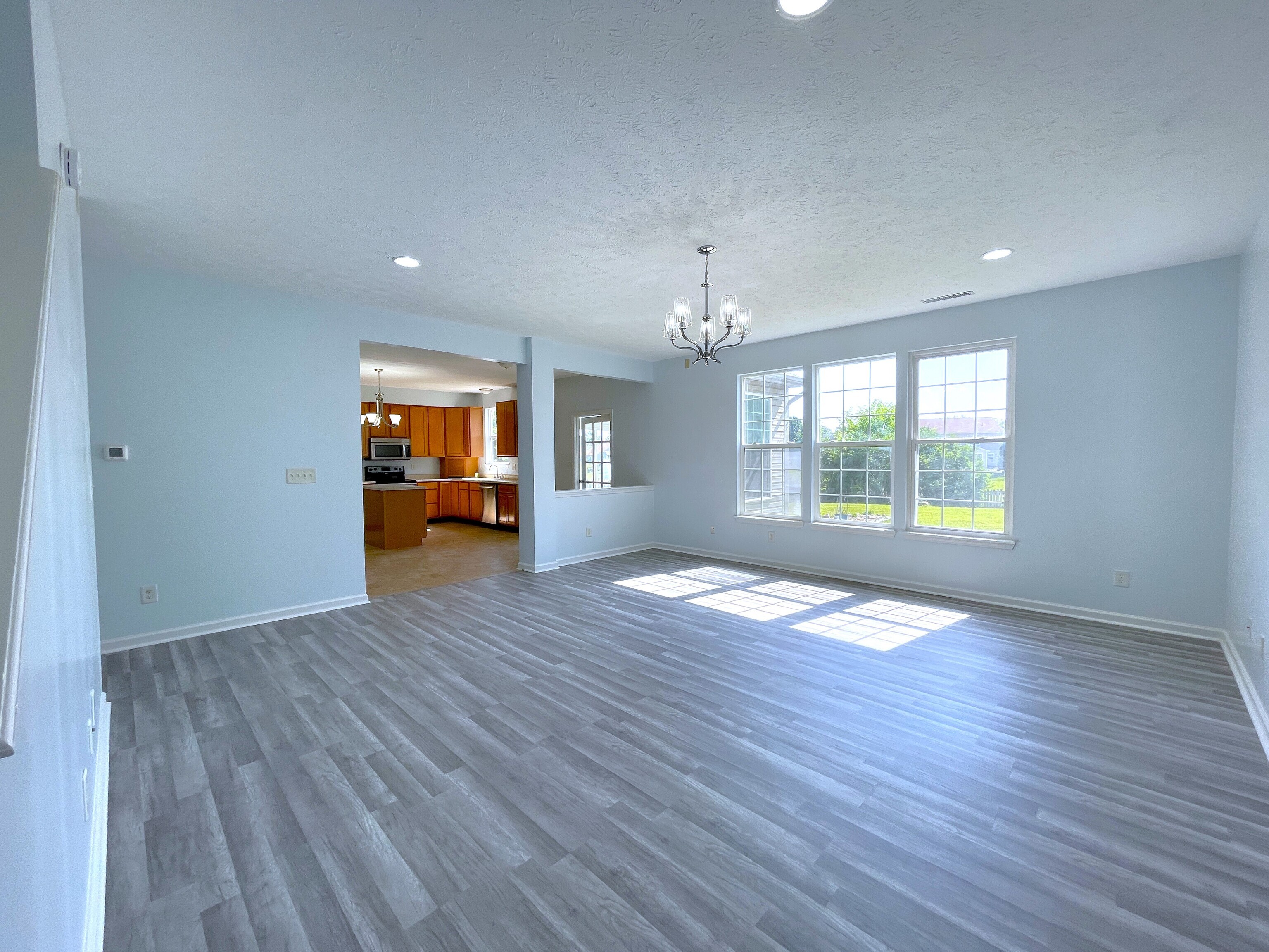 5833 Long Ridge Place Indianapolis, IN 46221 - Photo 12 of 20 Gallery Image 12