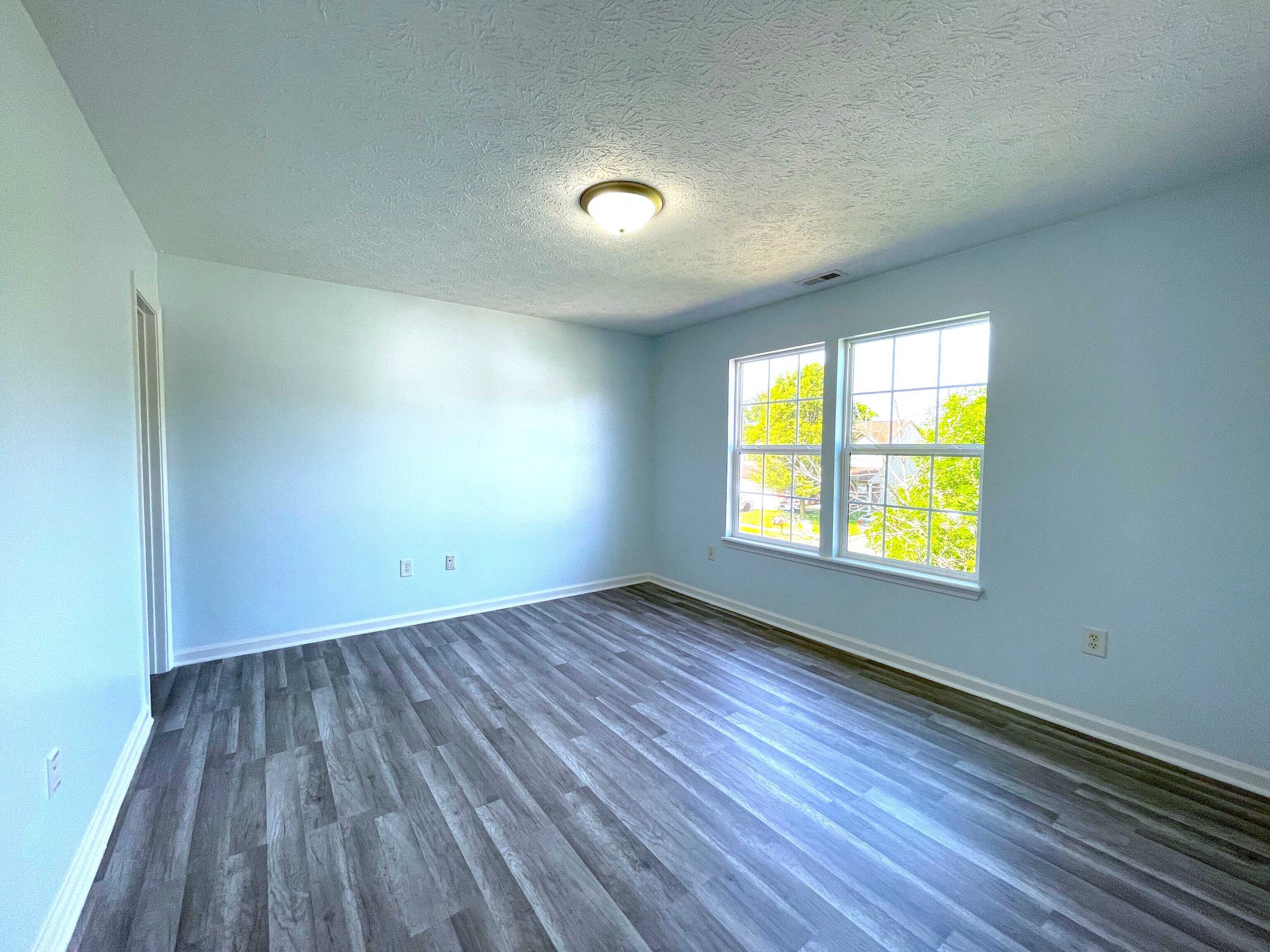 5833 Long Ridge Place Indianapolis, IN 46221 - Photo 19 of 20 Gallery Image 19