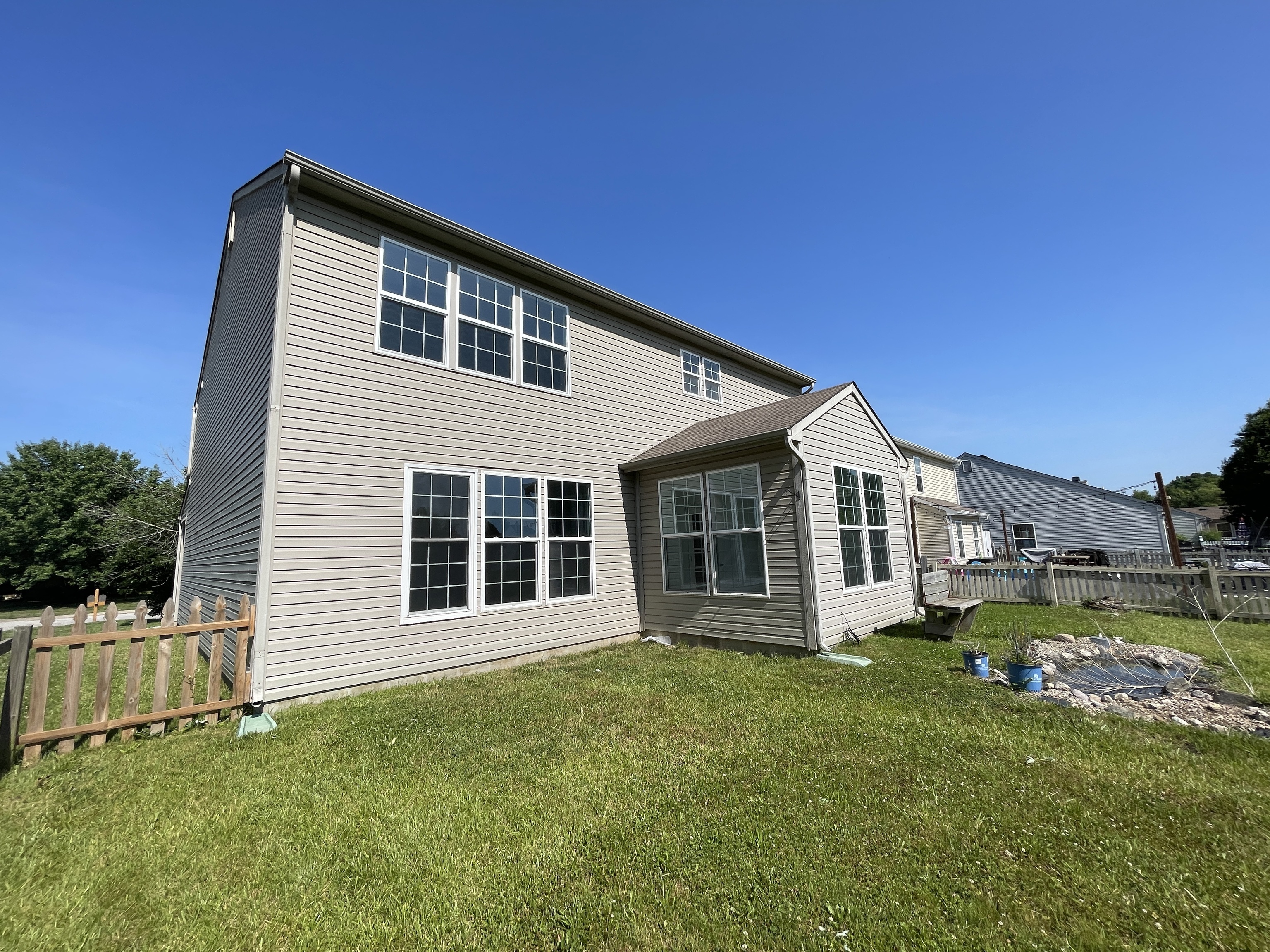 5833 Long Ridge Place Indianapolis, IN 46221 - Photo 3 of 20 Gallery Image 3