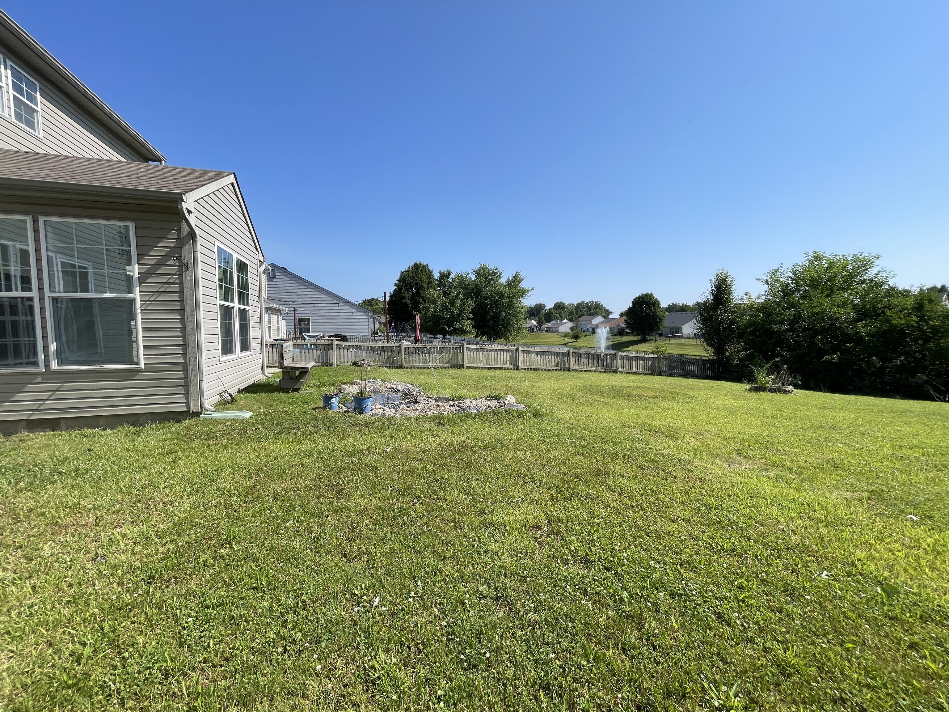 5833 Long Ridge Place Indianapolis, IN 46221 - Photo 4 of 20 Gallery Image 4
