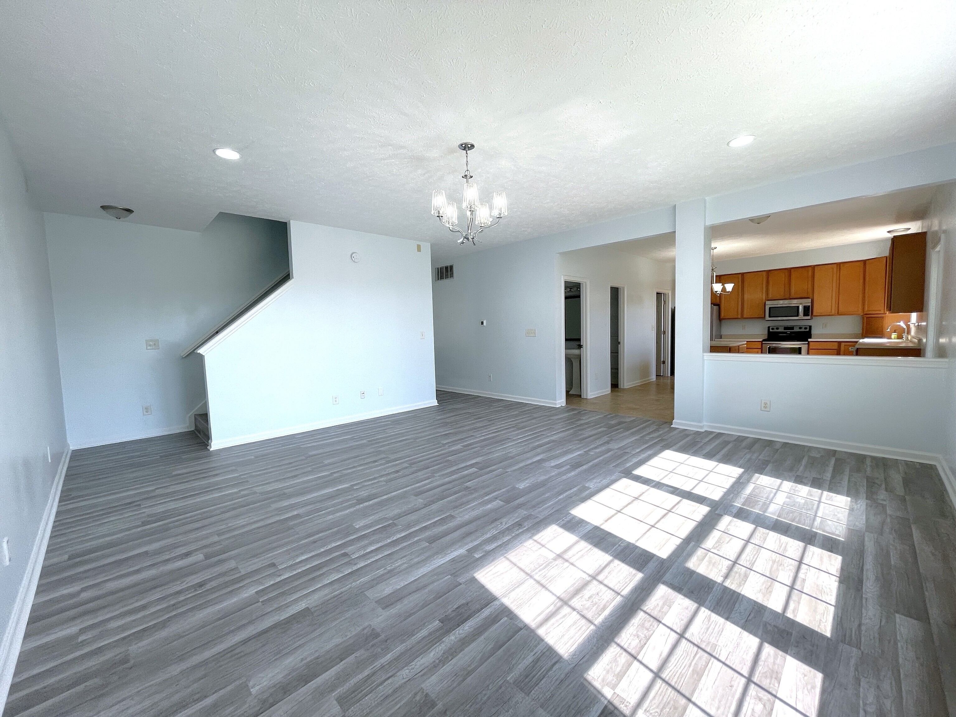 5833 Long Ridge Place Indianapolis, IN 46221 - Photo 10 of 20 Gallery Image 10