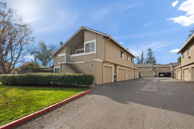 $638,000 | 2315 Warfield Way, Unit B, San Jose, CA 95122