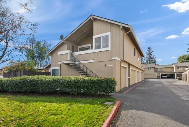 $638,000 | 2315 Warfield Way, Unit B, San Jose, CA 95122