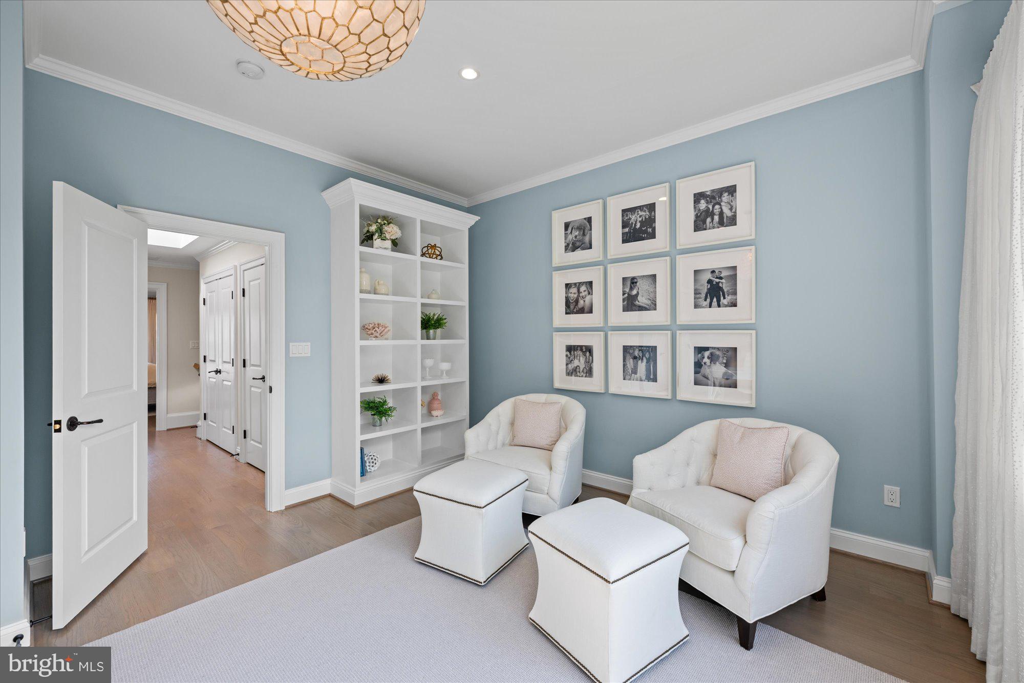 3723 Reservoir Road Northwest Washington, DC 20007 - Photo 28 of 45 a living room with furniture and a large window
