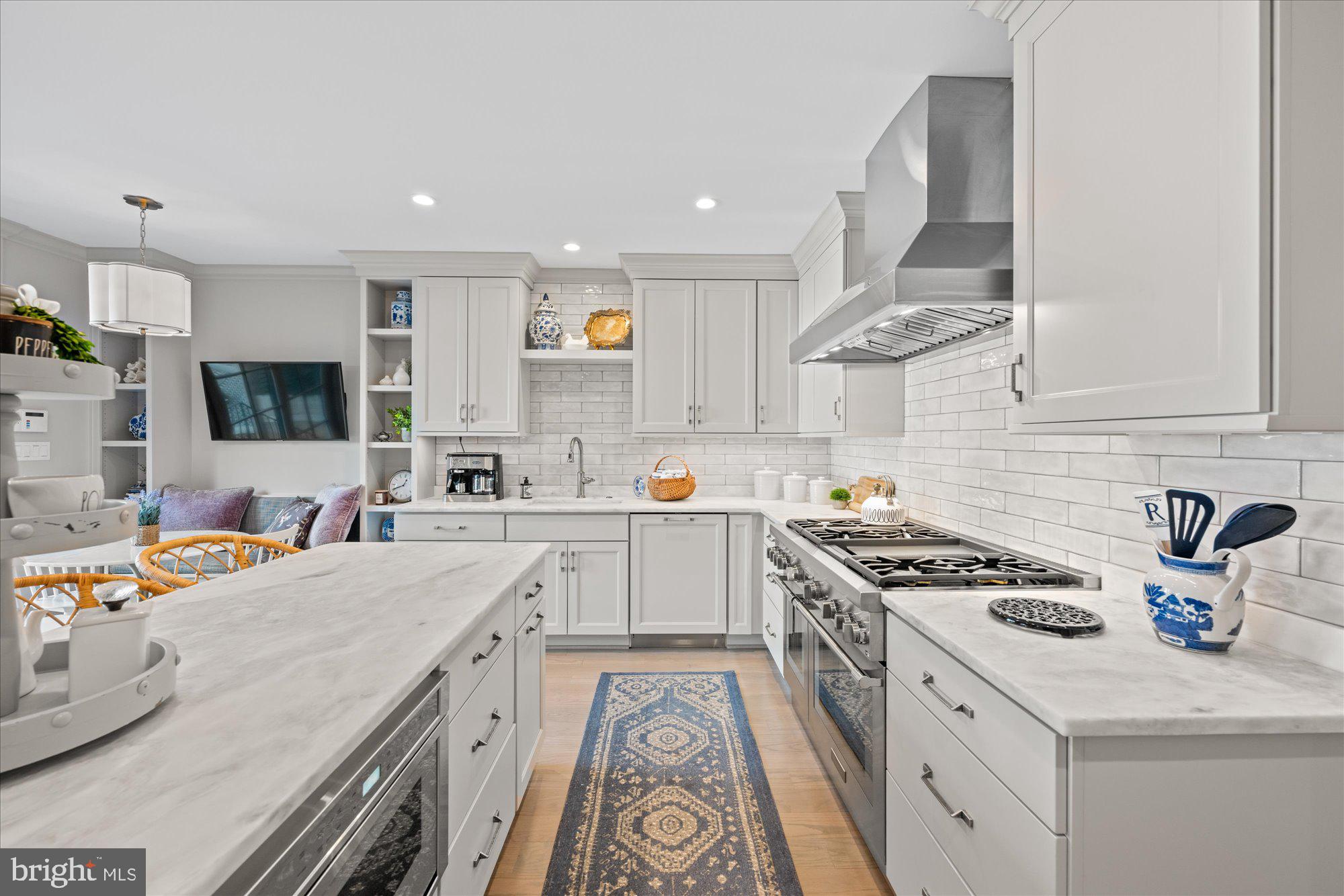 3723 Reservoir Road Northwest Washington, DC 20007 - Photo 8 of 45