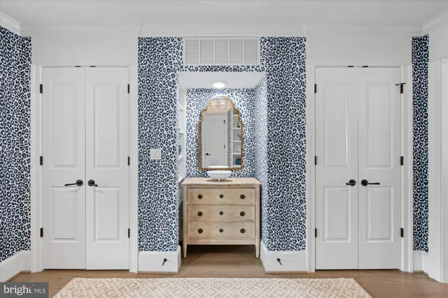 a view of a hallway with windows