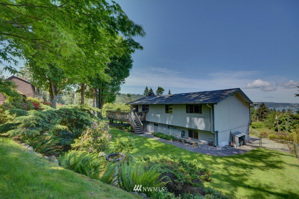 5014 Bakerview Road Oak Harbor, WA 98277 - Photo 22 of 25 Gallery Image 22
