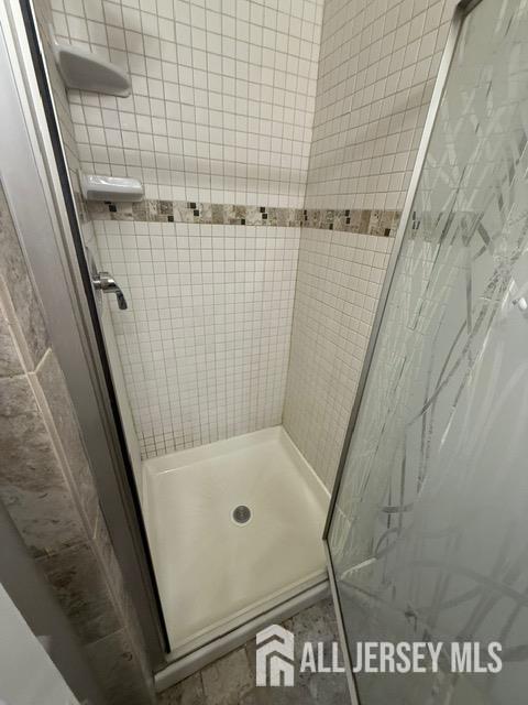 45 Chatham Square Parlin, NJ 08859 - Photo 11 of 15