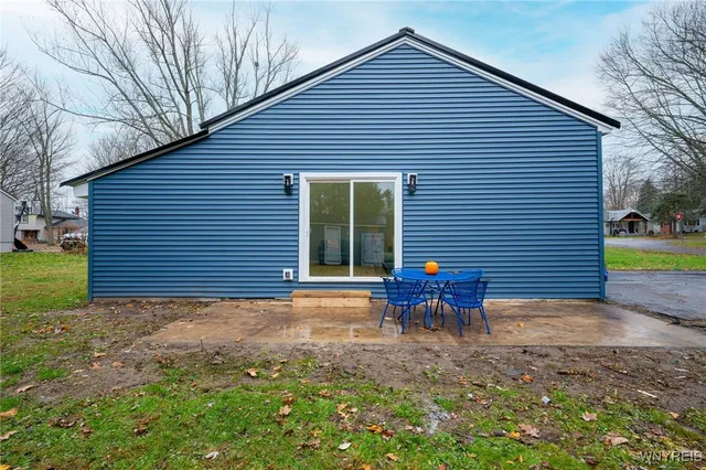 $249,900 | 1 Forest Avenue, Evans, NY 14006