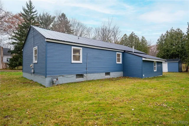 $249,900 | 1 Forest Avenue, Evans, NY 14006