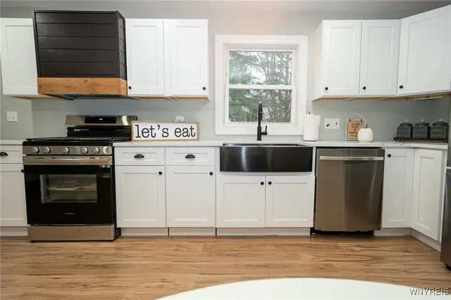 $249,900 | 1 Forest Avenue, Evans, NY 14006