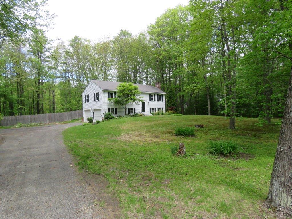 180 Port Road Wells, ME 04090 - Photo 7 of 32 7. entrance drvieway