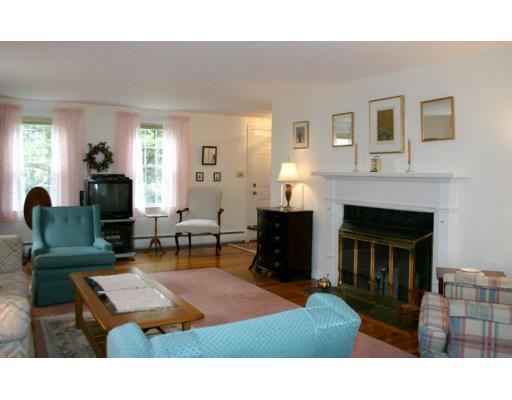 16 White Road Wayland, MA 01778 - Photo 3 of 22