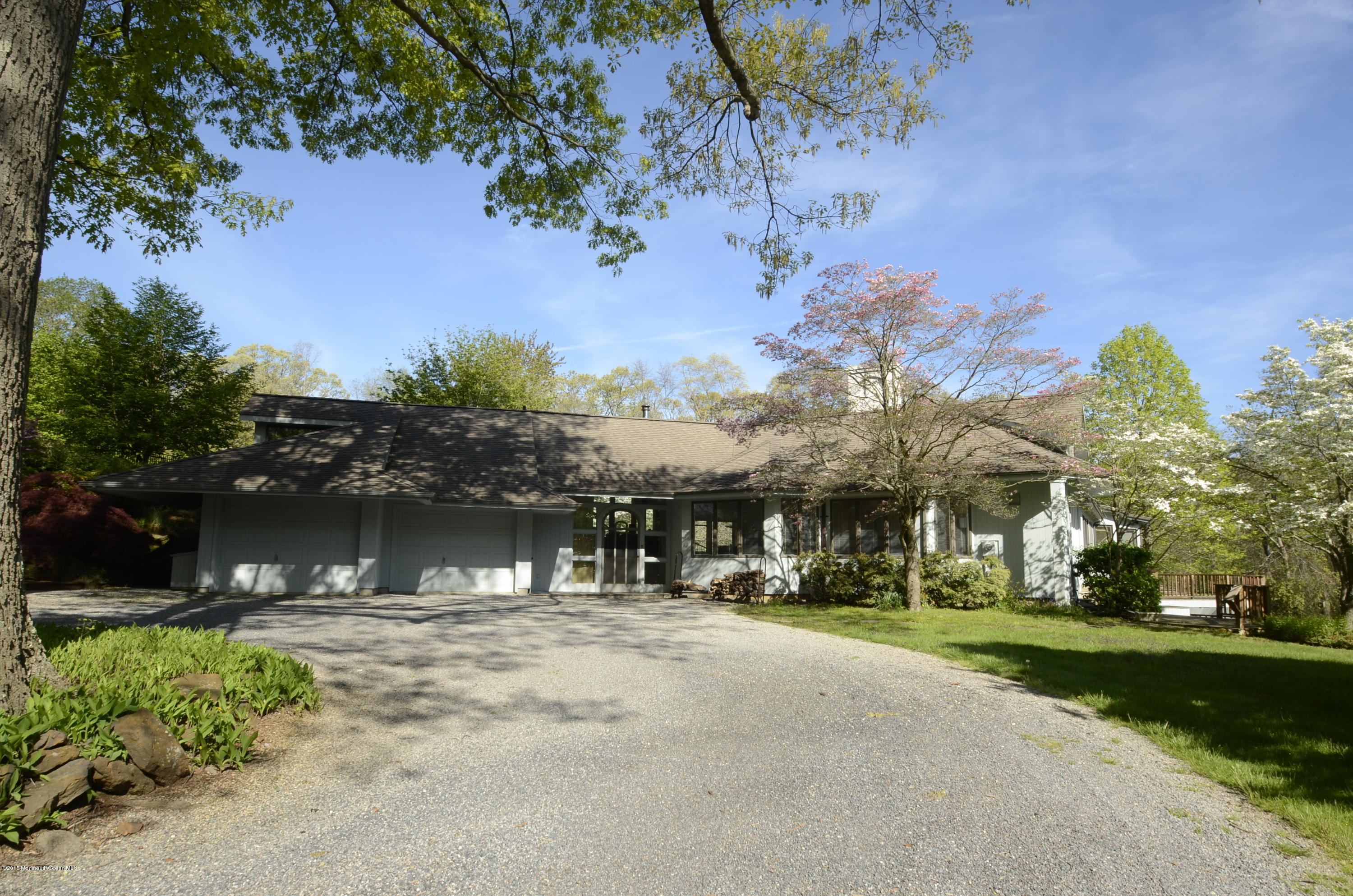 625 Cooper Road Middletown, NJ 07716 - Photo 1 of 20 Front of home
