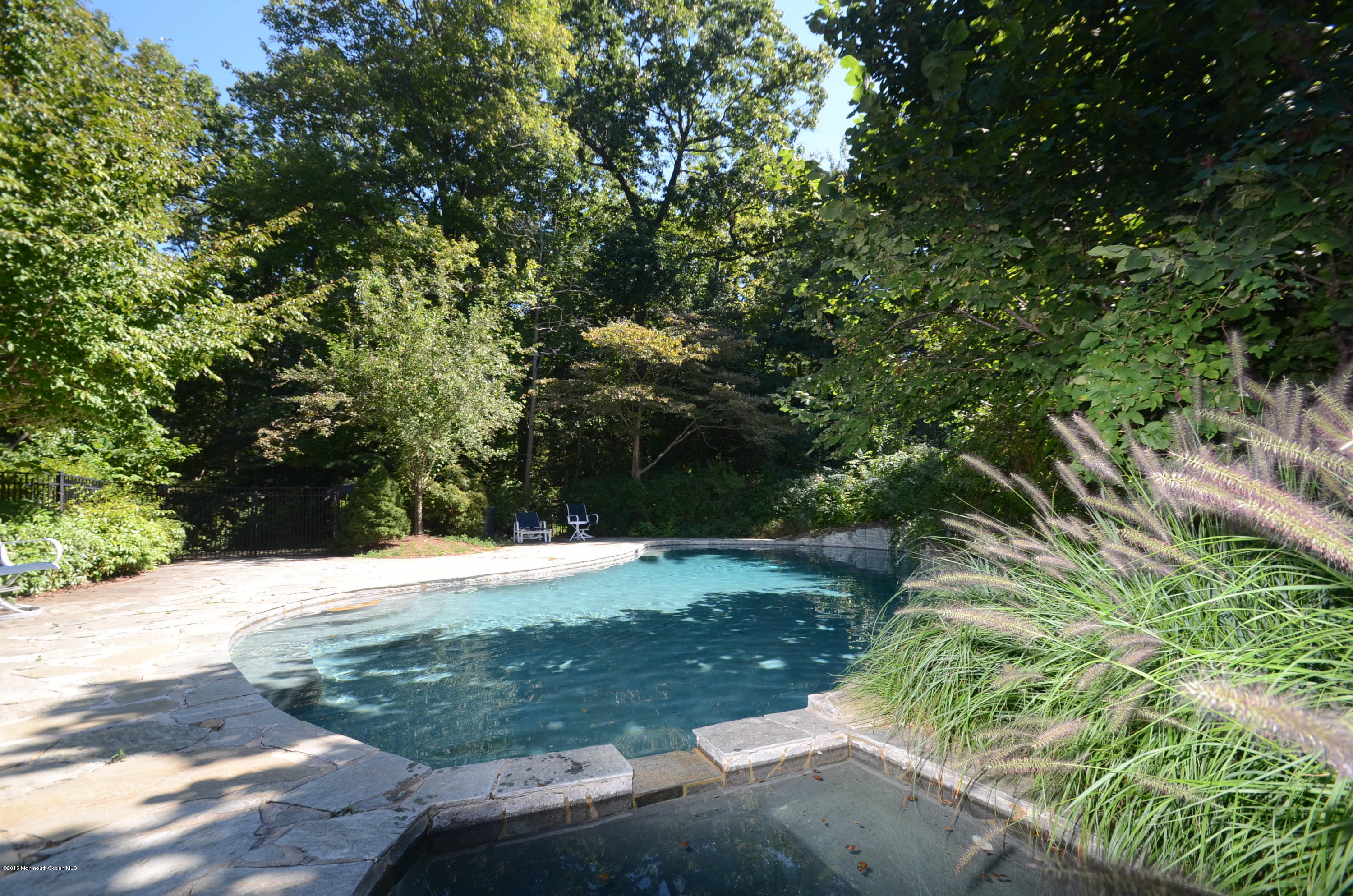 625 Cooper Road Middletown, NJ 07716 - Photo 17 of 20 Pool